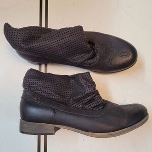 Roxy Black Ankle Boots
